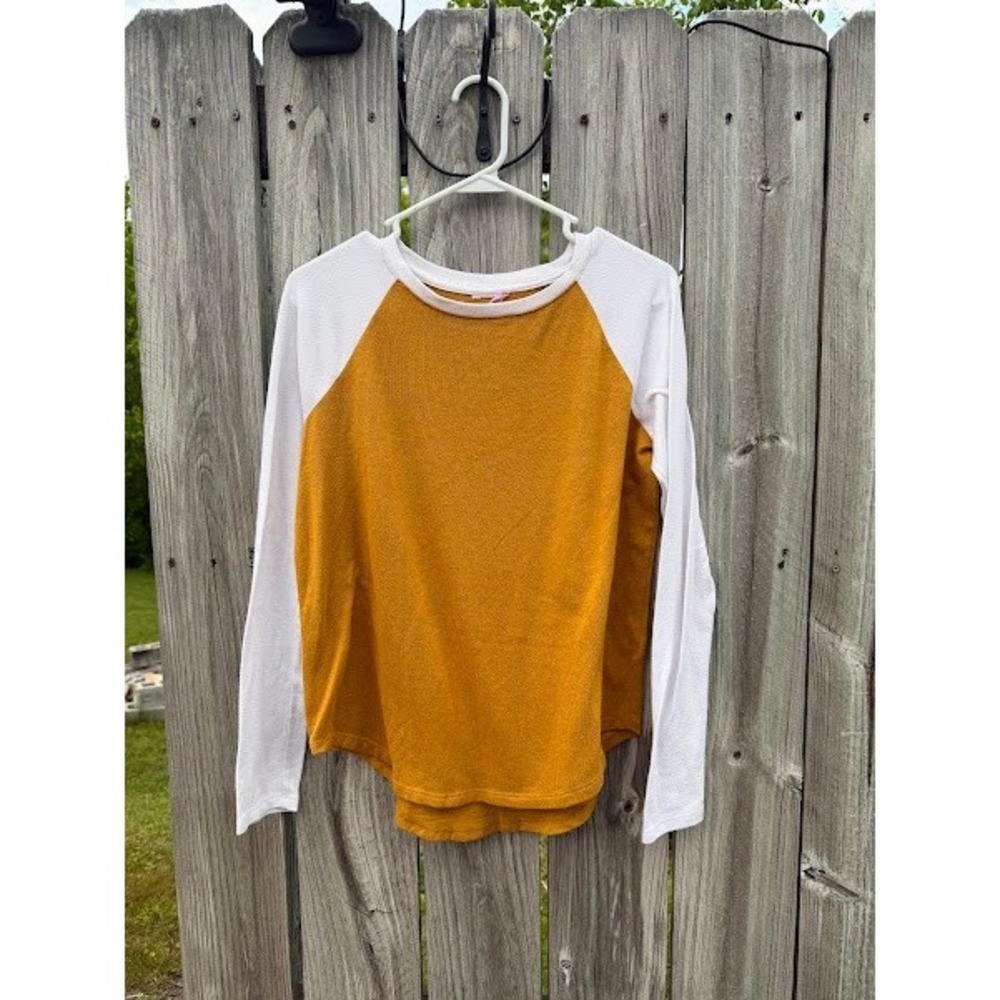 Womens Mustard Yellow and White Raglan Sleeve Colorblock Knit Top Baseball Tee